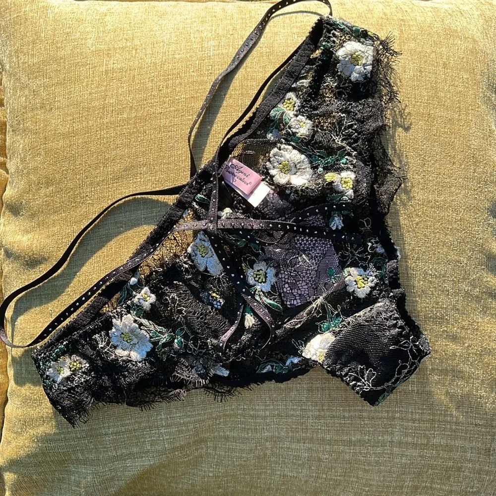 NWT agent provocateur Athena embroidered Swarovski crystal lace brief 4 - Picture 6 of 15